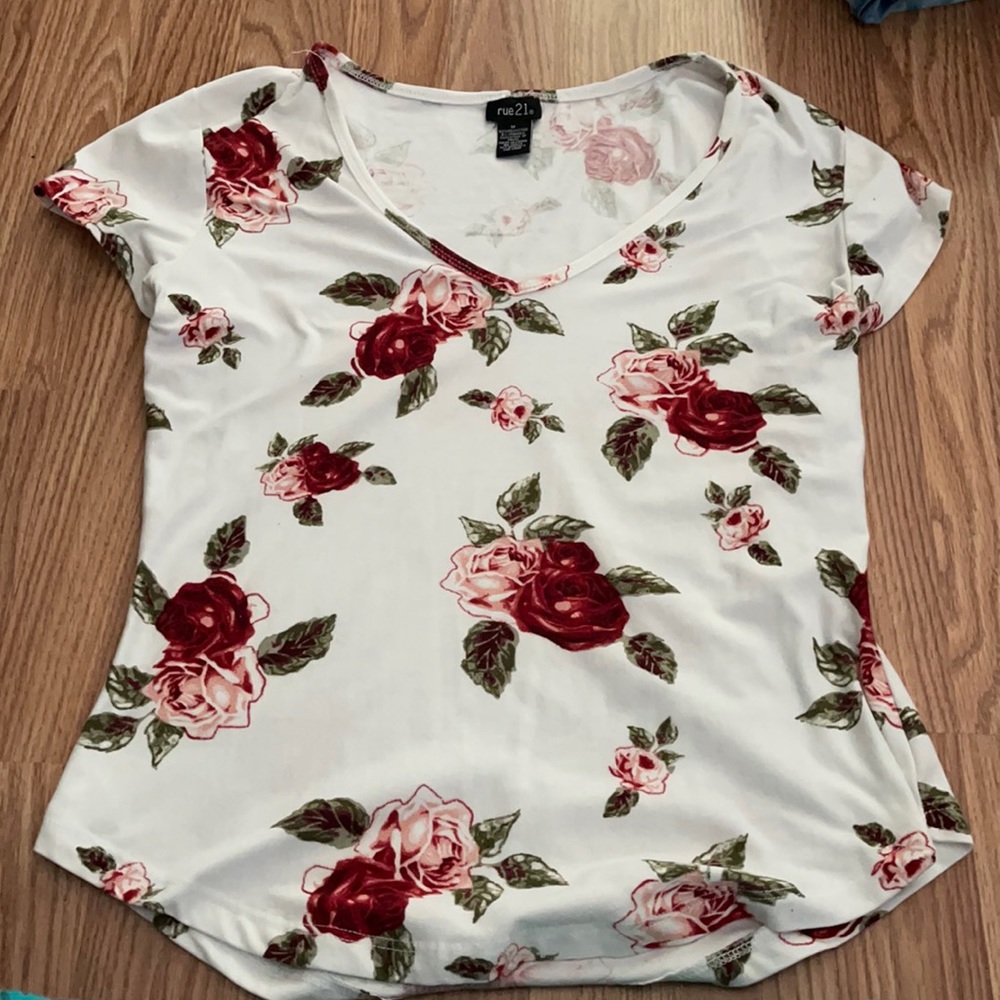 Rue21 V-Cut T-shirt Flowers